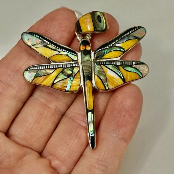 Jewelry - Sterling Silver Dragonfly Pendant